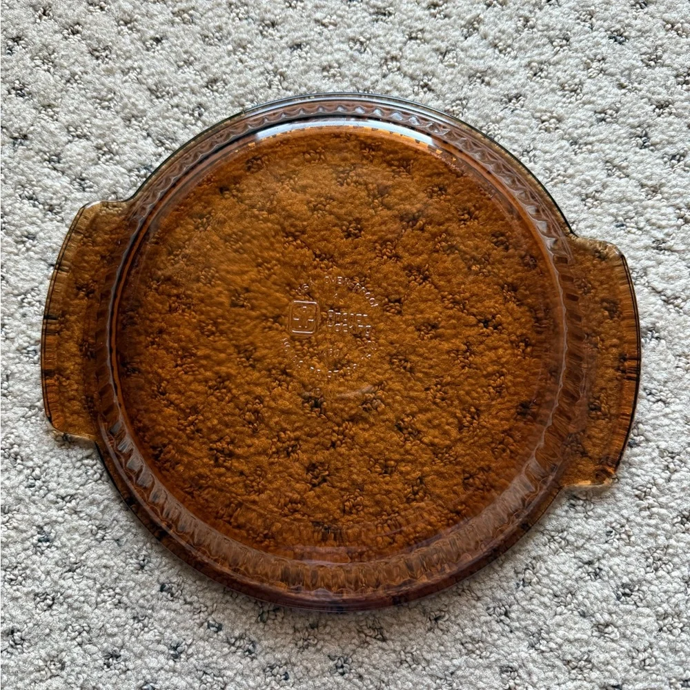 Vintage Anchor Hocking Amber Glass 9 Inch Baking Dish